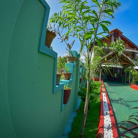 Neem Garden Guest House Batticaloa ภายนอก รูปภาพ