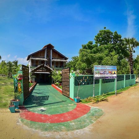 Neem Garden Guest House Batticaloa ภายนอก รูปภาพ