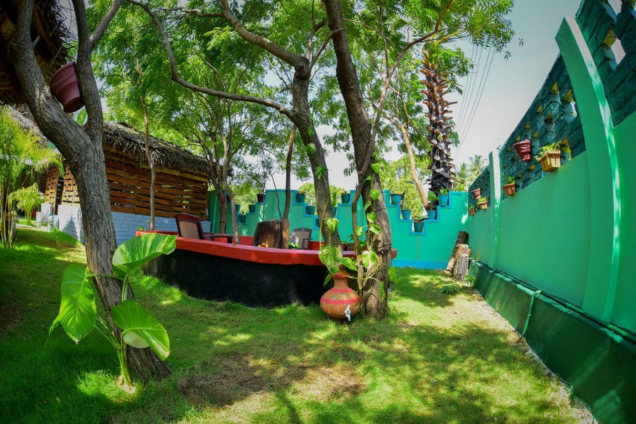 Neem Garden Guest House Batticaloa ภายนอก รูปภาพ