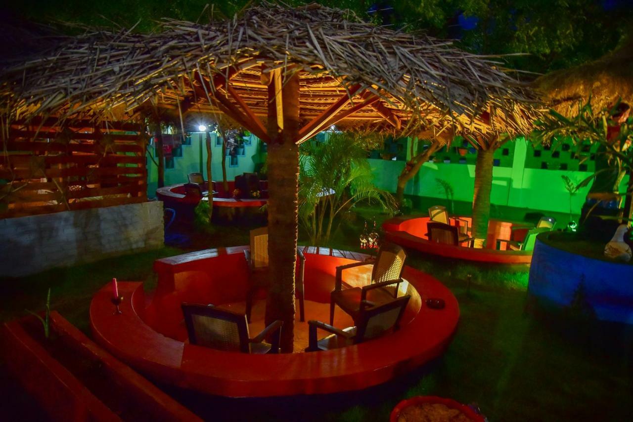 Neem Garden Guest House Batticaloa ภายนอก รูปภาพ