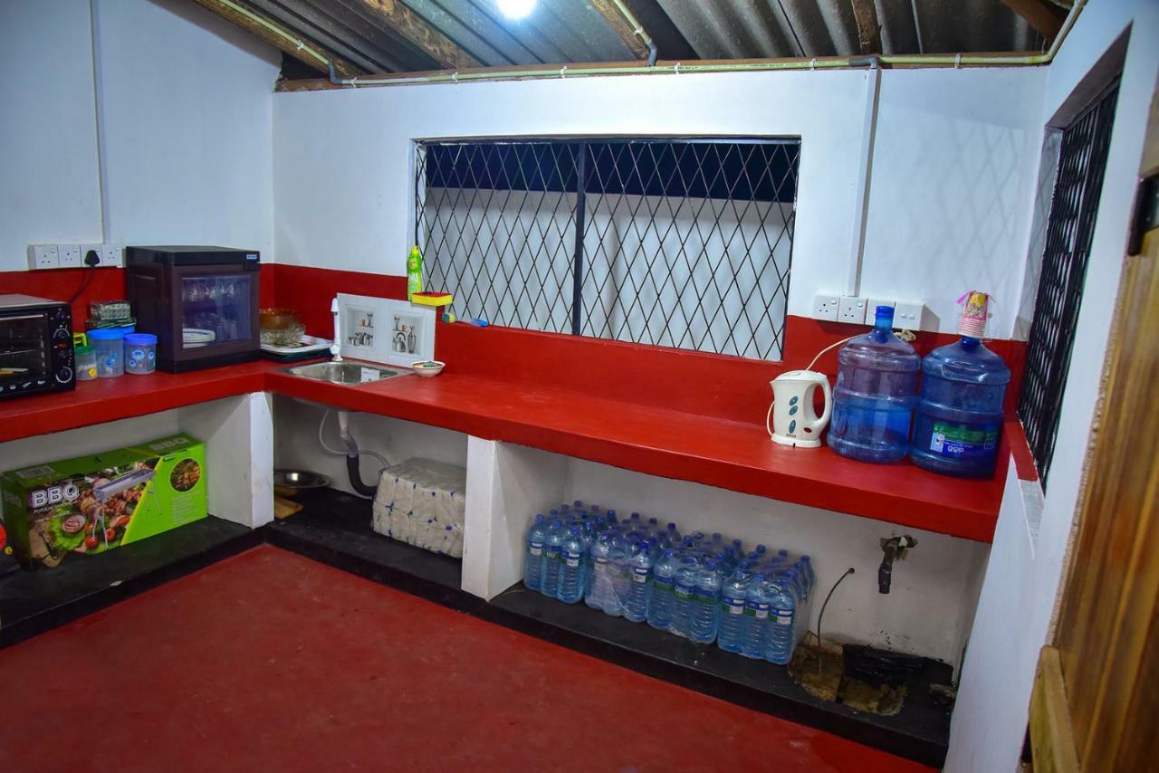Neem Garden Guest House Batticaloa ภายนอก รูปภาพ