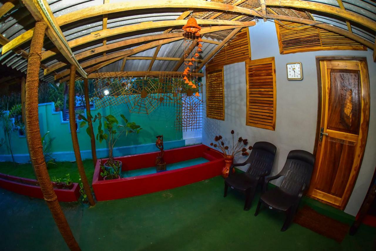 Neem Garden Guest House Batticaloa ภายนอก รูปภาพ
